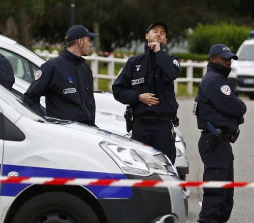 Euro 2024: Συναγερμός στο Αμβούργο – Αστυνομικοί πυροβόλησαν άνδρα που τους απειλούσε με τσεκούρι