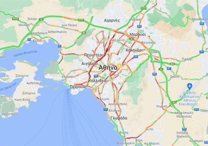 Κίνηση τώρα: Στο «κόκκινο» οι δρόμοι όλης της Αττικής λόγω της κακοκαιρίας - Πού καταγράφονται τα μεγαλύτερα προβλήματα