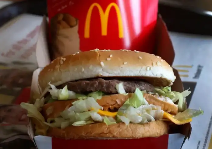 Τα McDonald's έχασαν το θρυλικό «Big Mac» - Νίκη της Supermac's στη μακροχρόνια διαμάχη
