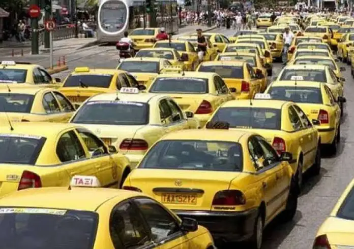 Τέλος στα παλαιά ταξί - Επιδότηση έως 28.500 ευρώ για νέα - Στη σύνταξη οι παλιοί ταξιτζήδες