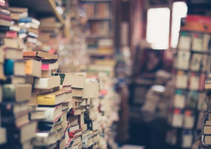 Κλοπή στο βιβλιοπωλείο των αστέγων στην Αθήνα – Στα 8.000 βιβλία η λεία