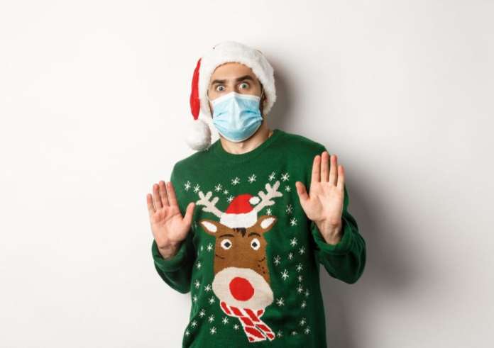 Χριστούγεννα: 5 πράγματα που κάνουν οι γιατροί για να μην αρρωστήσουν στις γιορτές