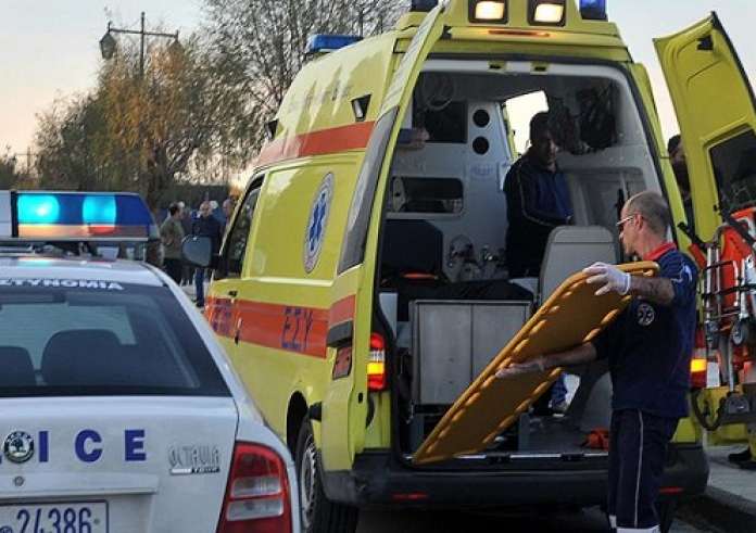 Θεσσαλονίκη: Οδηγός ξεκίνησε το ταξί του πριν κατέβει 80χρονη και την εγκατέλειψε τραυματισμένη