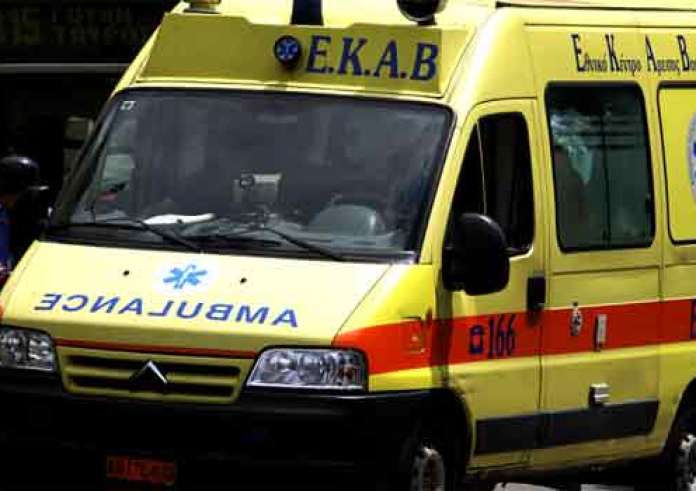 Σοβαρό τροχαίο στην Εύβοια: Ανατράπηκε νταλίκα – Στο νοσοκομείο ο οδηγός