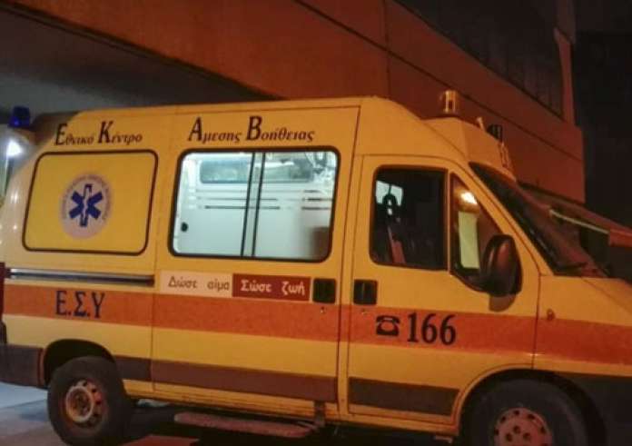 Δύο ανήλικοι στο νοσοκομείο μετά από συμπλοκή με άγνωστο που προσπάθησε να κλέψει μηχανή