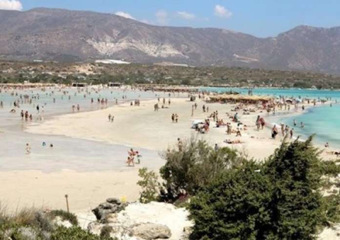 Κρήτη: Εκπτώσεις στα ξενοδοχεία ακόμη και τον Αύγουστο - Η ακρίβεια κρατά τουρίστες στη χώρα τους