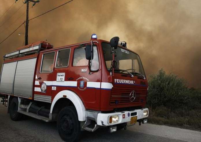 Πυρκαγιές: Σε συναγερμό η Πυροσβεστική σε όλη τη χώρα
