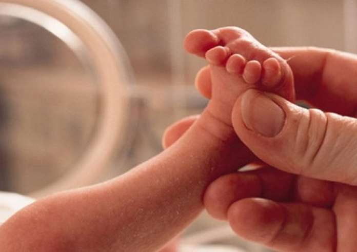 Νοσοκομείο Ρίου: Μωράκι που γεννήθηκε πρόωρα βγήκε νικητής μετά από 159 ημέρες