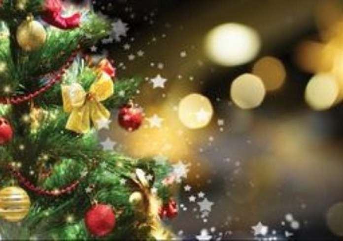 Χριστούγεννα: Με κατάνυξη και λαμπρότητα οι εορτασμοί για τη γέννηση του θεανθρώπου