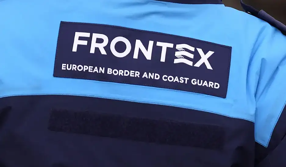 Τι υπονοεί η Frontex; Γιατί «όλες οι ερωτήσεις» θα πρέπει να απευθύνονται στις ελληνικές αρχές;