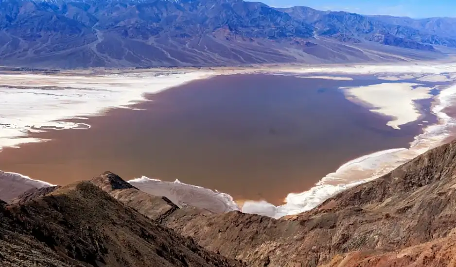 Απίστευτο: Ισχυροί άνεμοι μετακίνησαν λίμνη της Καλιφόρνιας κατά τρία χιλιόμετρα – Δείτε βίντεο