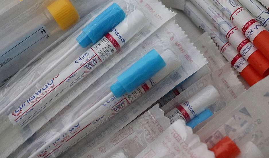 Πακιστάν – Κορονοϊός: Εφοδιάζεται με 17 εκατομμύρια δόσεις του εμβολίου της AstraZeneca