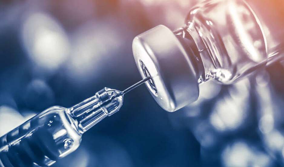 Μια 68χρονη  πέθανε λίγες ώρες μετά τη δεύτερη δόση του εμβολίου της Pfizer 