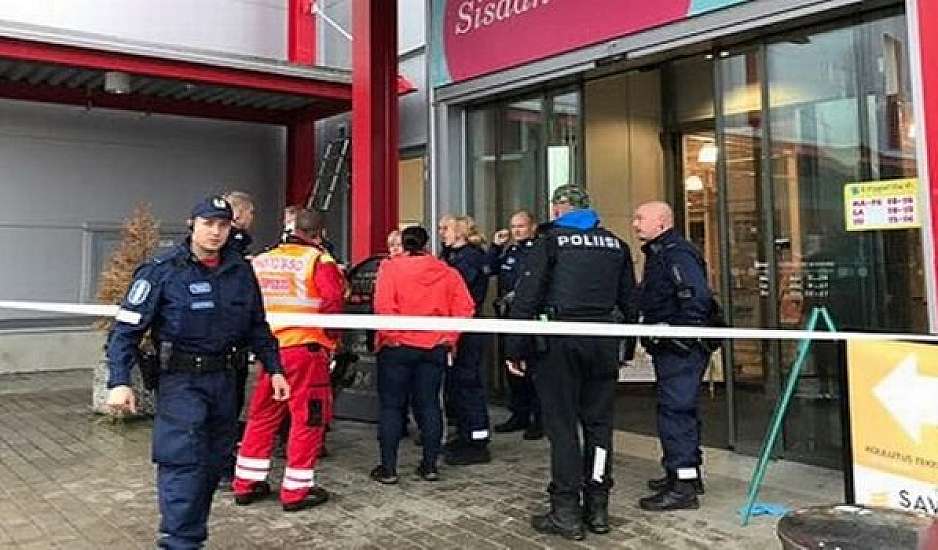 Φινλανδία: Επίθεση με ένα νεκρό και τραυματίες σε εμπορικό κέντρο