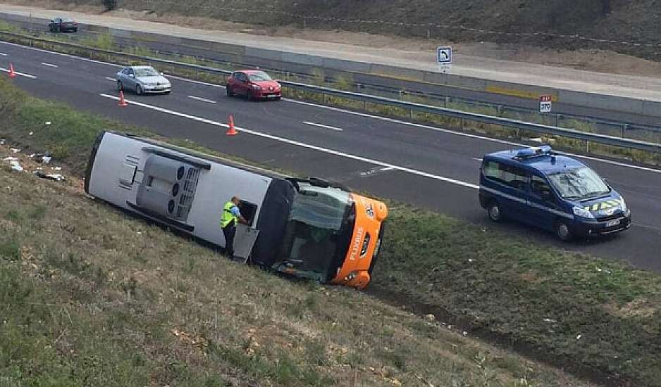 Γαλλία: Τραγικό δυστύχημα με λεωφορείο - Ένας νεκρός και 17 τραυματίες