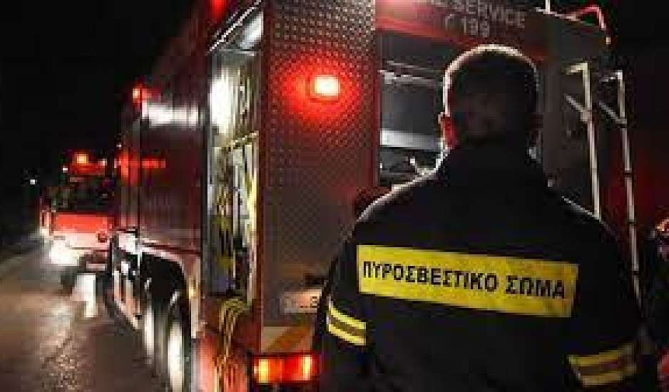 Πυρκαγιά σε διαμέρισμα στη Θεσσαλονίκη – Ηλικιωμένη εγκλωβίστηκε στις φλόγες
